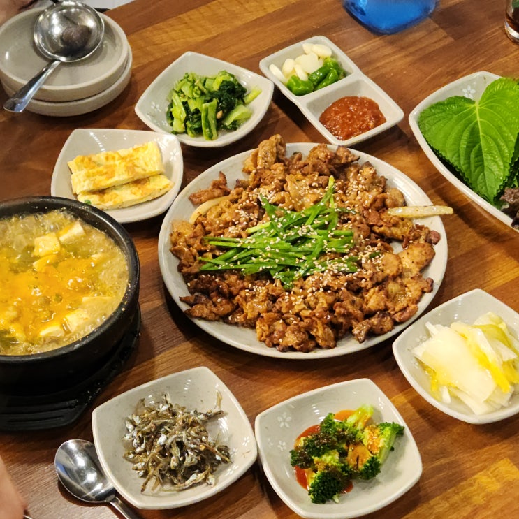 마산 창동 석쇠불고기 맛집 석쇠250 한정식 밥집 마산 창동 석쇠불고기 맛집 석쇠250 한정식 밥집