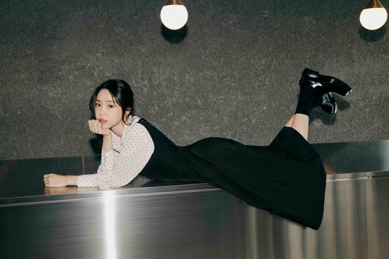 JJ지고트 JJ JIGOTT 손나은 화보 : 가을 자켓, 투피스 여성 셋업 코디 오피스룩