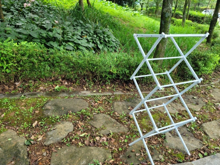  캠핑가서도 쓸 수 있는 접이식빨래건조대, 모어엠