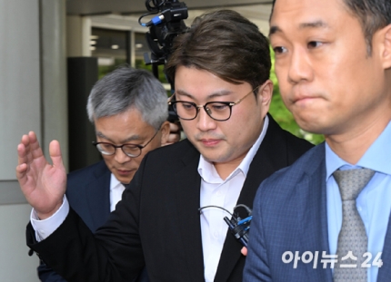 음주 뺑소니 <b>김호중</b>, <b>혐의</b> 모두 <b>인정</b> 9월 30일 결심 공판