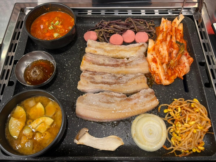  행신 힙한 고기집 '하마고기' 리뷰: 600g 삼겹살에 찌개까지, 이 가격 실화?
