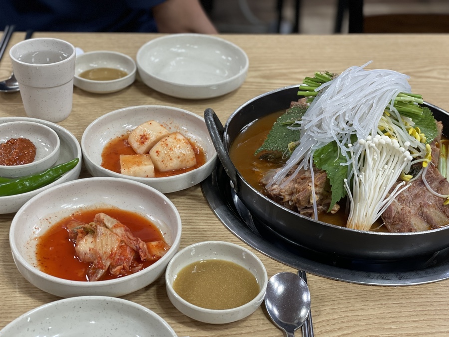 노걸대감자탕 안중점 사진 1