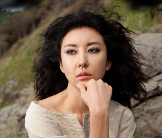 김완선 이모 한백희 누구 아버지 김성남 어머니 한수자 나이 언니 동생 가족 결혼 못한 이유