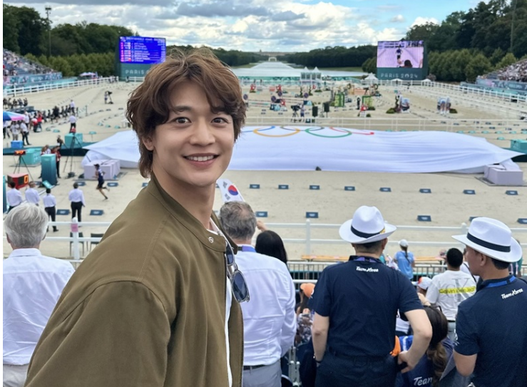 IOC's First 'Olympic Friends' SHINee Minho: "I Feel Proud as a Citizen of the Republic of Korea"