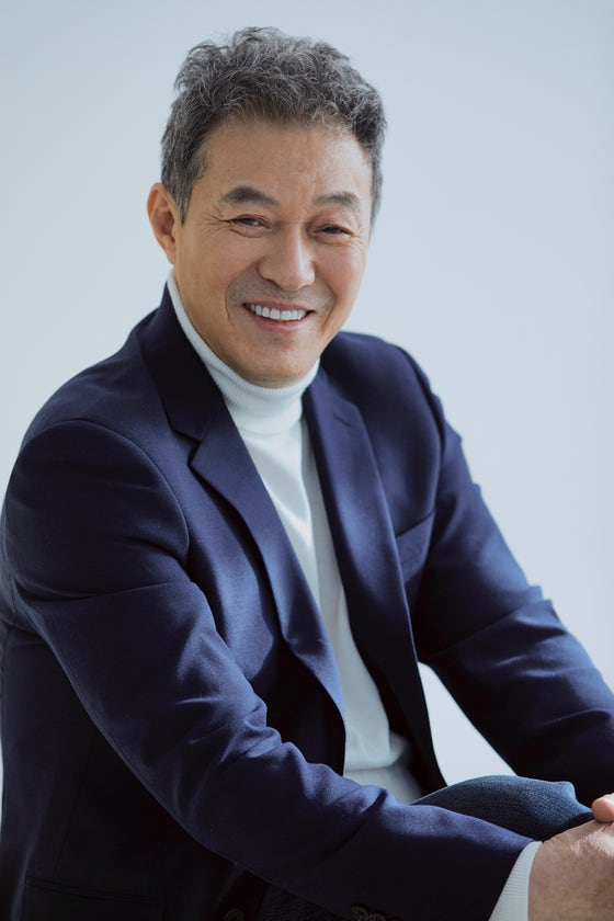 '열일' 김갑수, 1인 2역으로 광고계도 사로잡다