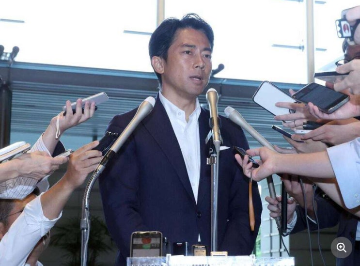 <b>자민당</b> 신임 <b>총재</b>에 <b>고이즈미</b>... 아들 <b>고이즈미</b> 진지로가 <b>출마</b>
