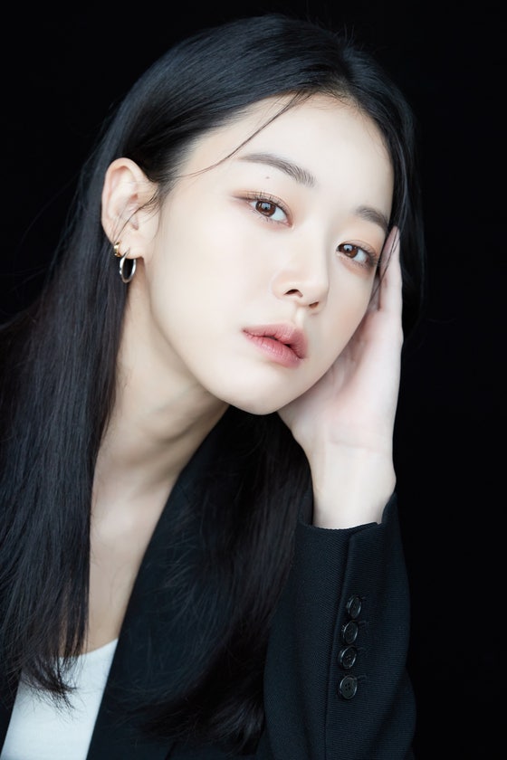 배우 이주명, 연인 김지석과 함께 <b>에일리언컴퍼니</b> <b>전속계약</b> 체결