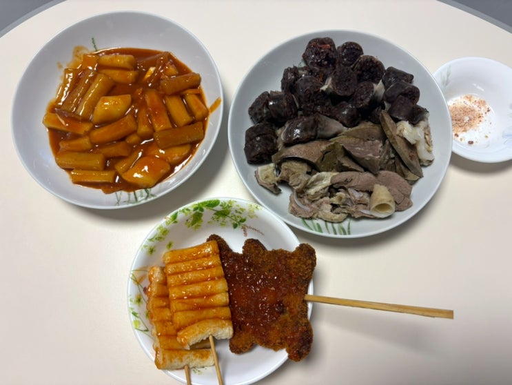  안산 원곡동 분식집 추천 - 은실이네분식 (떡볶이/떡꼬치/순대/피카츄