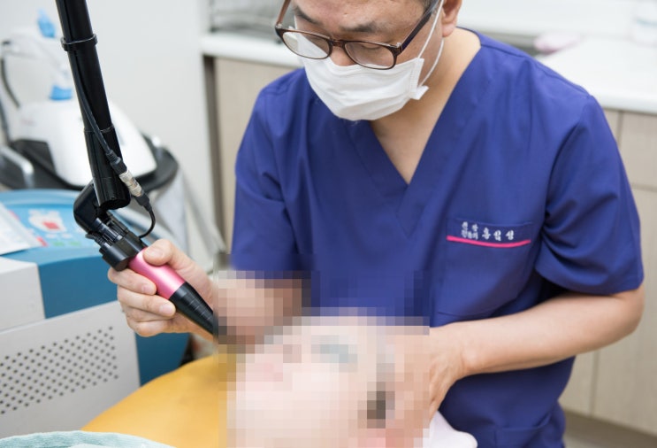  서울대입구역여드름흉터, 깨끗한 개선 효과를 보여주고 치료 잘하는 사당역인근피부과는?