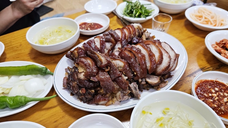  성수족발 주말에 웨이팅 없이 다녀왔습니다.