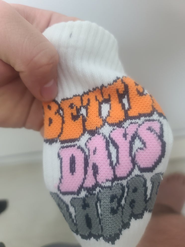  이쁘고 퀄리티 좋은 양말 브랜드 몬풋 강추 드려요. Better Days Crew White Socks 1PACK