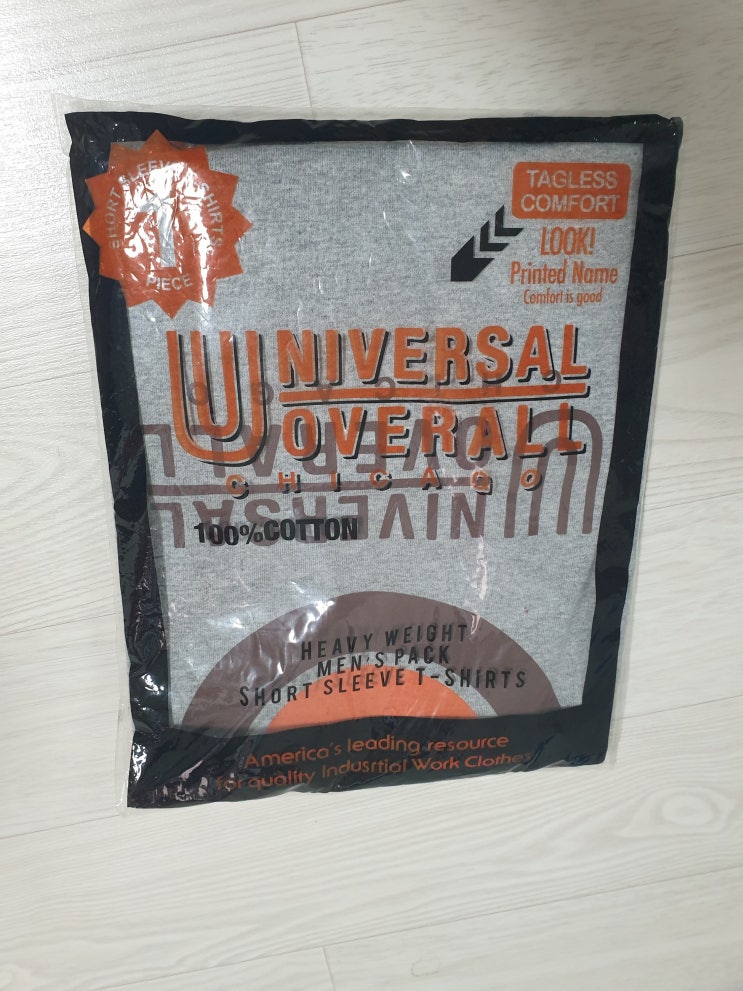  유니버설 오버롤 티셔츠 여름에 딱이네요!!