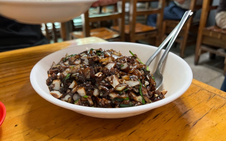  서울 3대 짜장면 신성각에서 수타면 간짜장 맛보다