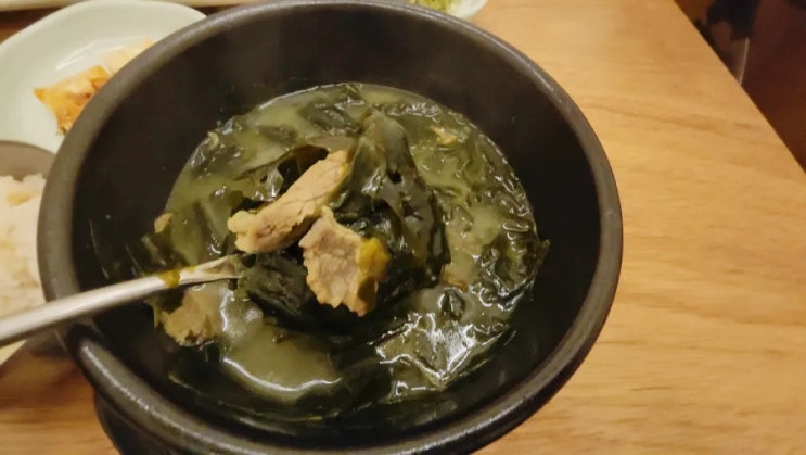 청주시맛집 청주한식 지웰시티근처 솥정 점심식사 모임 장소 생선구이 미역국정식 추천