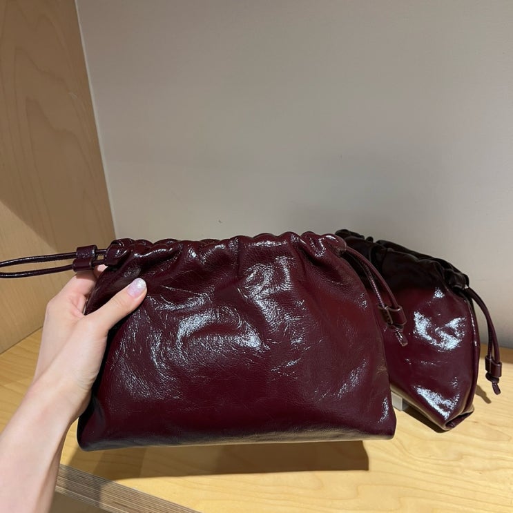  코스 카바텔리 클러치백 파우치 | COS CAVATELLI CLUTCH