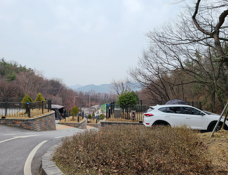  아산 영인산 자연휴양림 오토캠핑장 야영장 예약 및 데크 리뷰