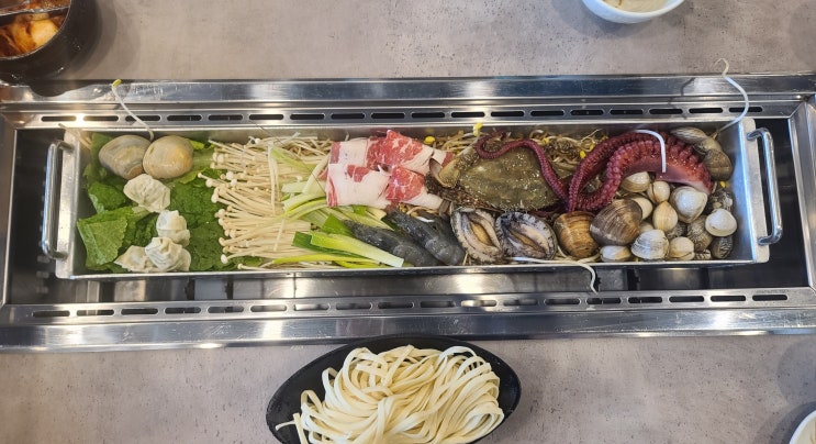  오이도 오션뷰 맛집 제주도 감성 가득한 오십이도 칼국수 주차 정보