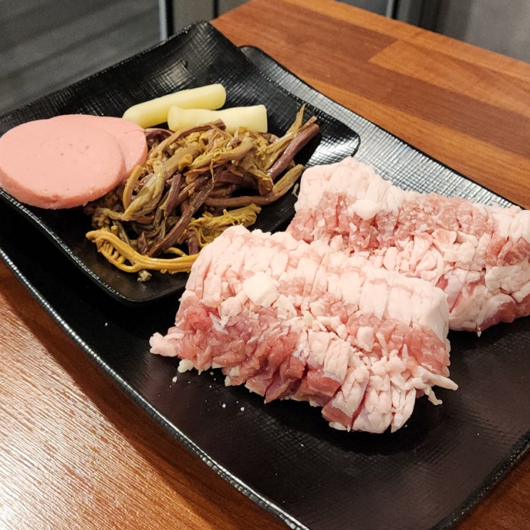  동천동 고기집, 꽃삼겹살 맛집 금일돈