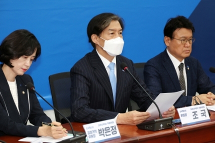 VS <b>이재명</b>, <b>코로나</b> 확진으로... VS <b>한동훈</b> "오염수 방류=청담동... 