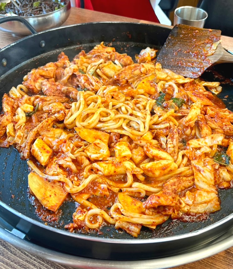  경기 가평역 닭갈비 맛집 : 청운닭갈비막국수 닭갈비와 닭목살 후기