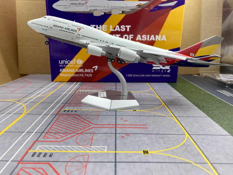  1:200 sq wings 아시아나 b747-400 hl7428 실사진 (자세한 사진 추가)