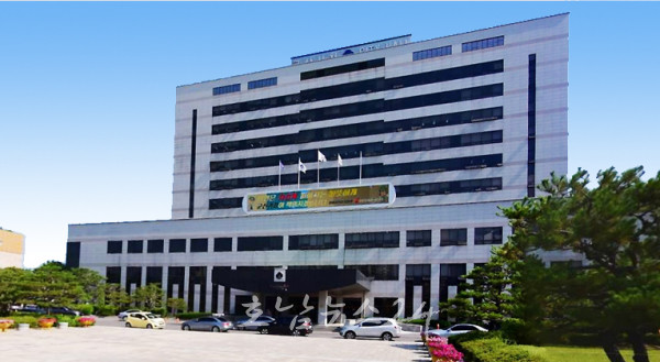  강임준 군산시정, 전북 군산시 말도~명도~방축도 인도교 공사 제3교 22억7천8백만 원대 ‘거 더’ 1인 수의 조달 구매 특혜의혹(제1보)