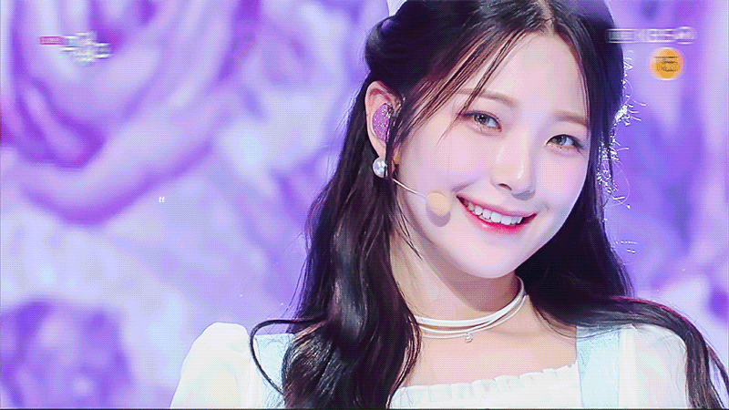 프로미스나인 백지헌 이채영 송하영 여친짤