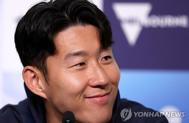 손흥민을 향한 영국 매체들의 비판을 잠재울 PL 2R 에버턴전의 중요성 손흥민을 향한 영국 매체들의 비판을 잠재울 PL 2R 에버턴전의 중요성