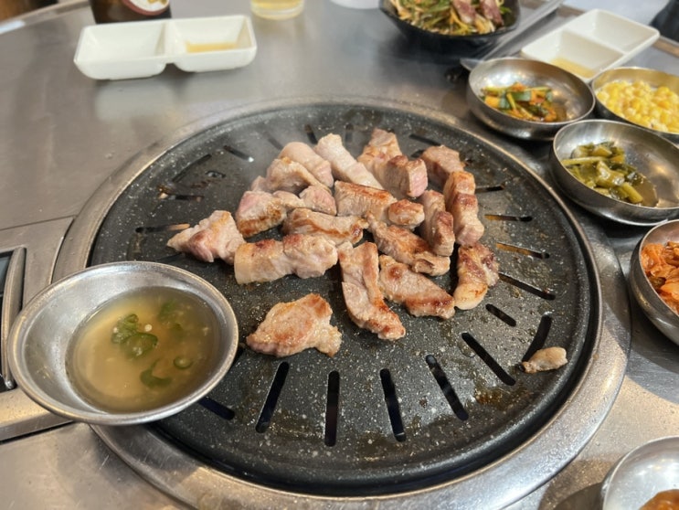  부산 : 해운대 센텀 현지인 맛집 술 한잔하기 좋은 고깃집 하숙집 센텀점