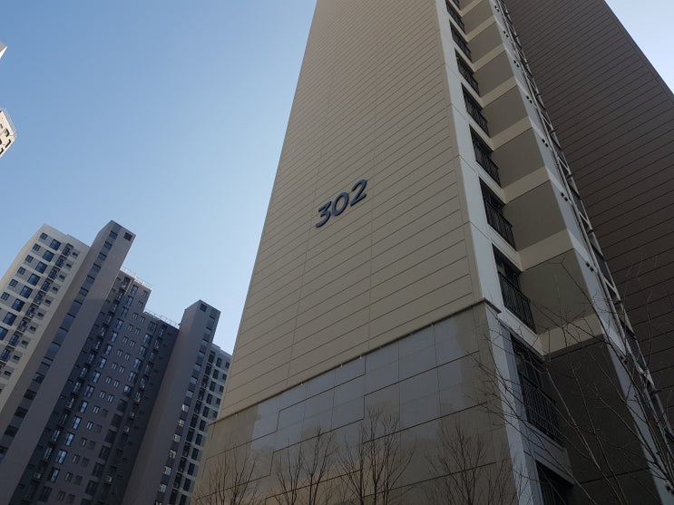  아파트 가치와 입주민의 만족을 높이는 준공사인 간판 시공사례
