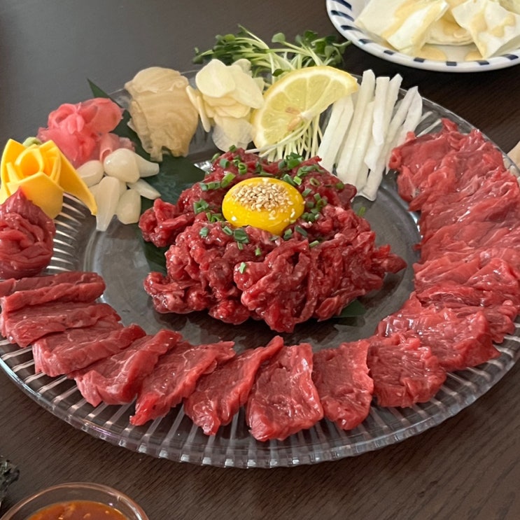  세종 나성동 맛집 육사시미에 소주 한잔 육회온도