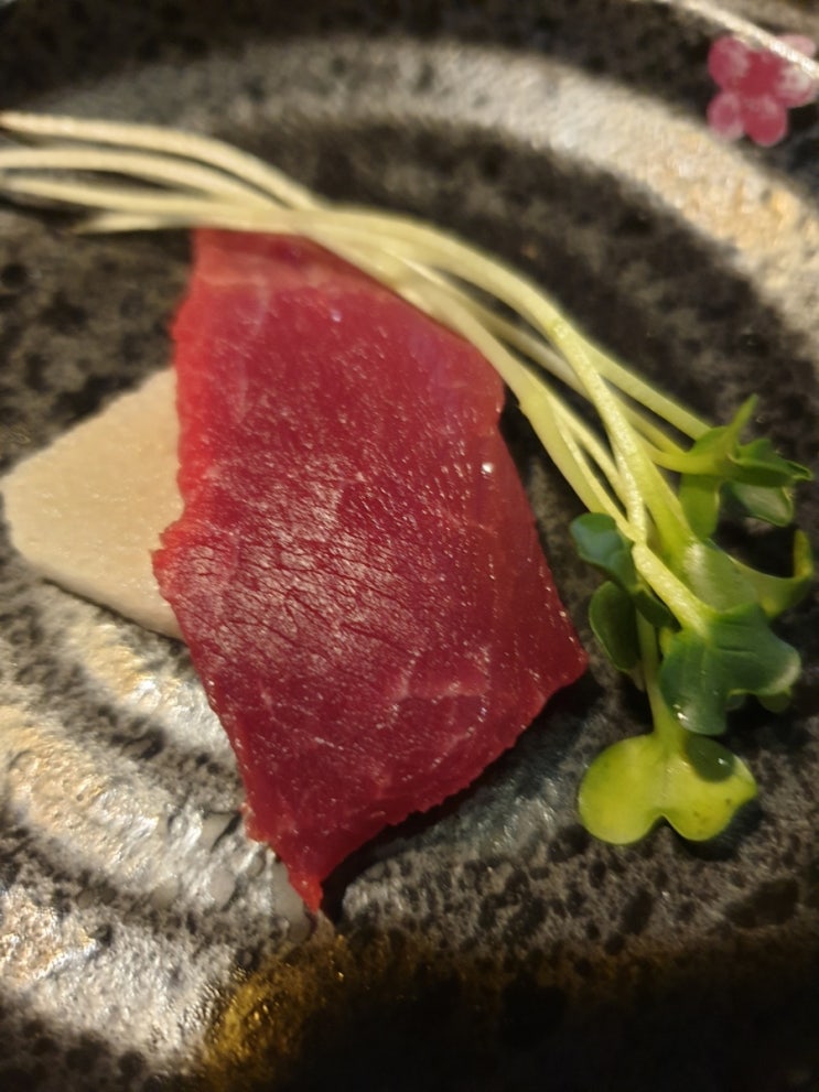  울산 달동 친절하고 맛있는 육회집 육회말투아웃
