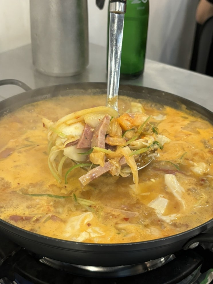  용산역 야장 가능한 부대찌개 맛집, 용산국제회관