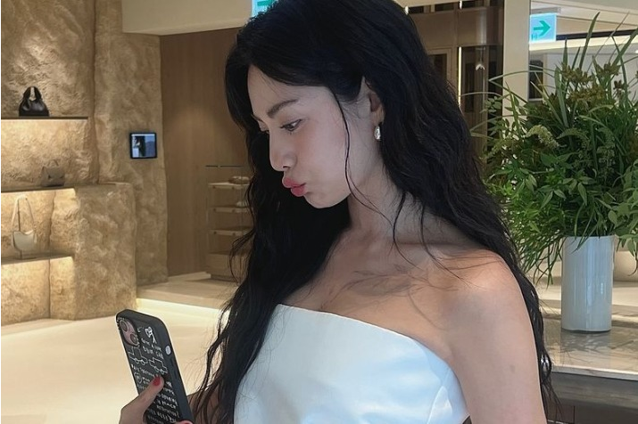 잘못 <b>건드렸다</b> <b>나나</b> 유튜버 <b>구제역</b> 칼 빼들었다 프로필 나이