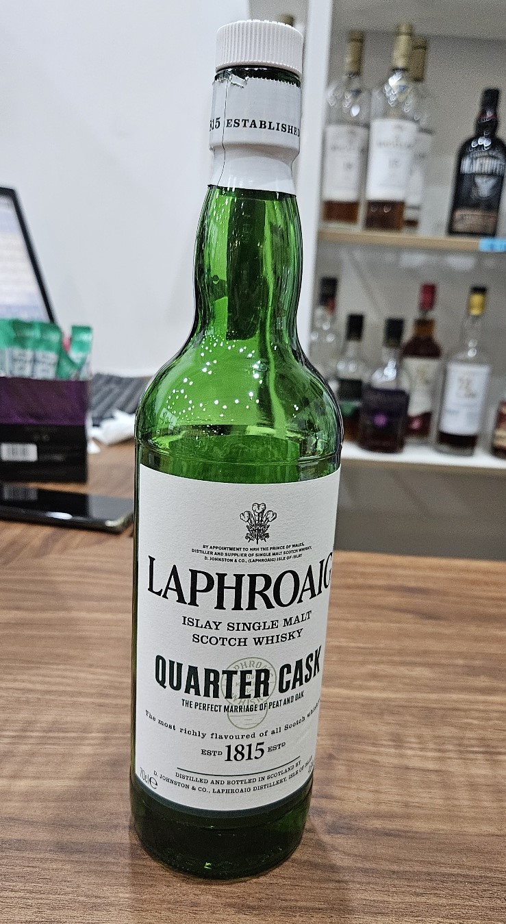  라프로익 쿼터 캐스크 (Laphroaig Quarter Cask)