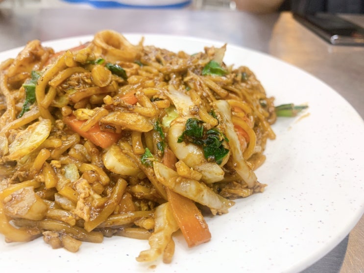  쿠알라룸푸르 인도 음식 24시간 현지인 맛집 - tg’s BISTRO