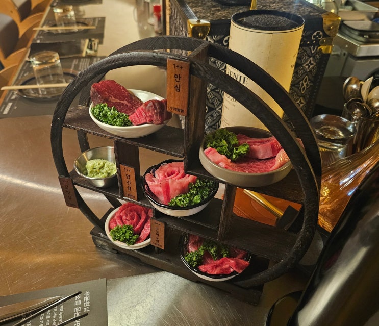 부산 가성비 오마카세-5종 한우 모리와세가 맛있는 광안리 맛집/고기집 [우문현답]