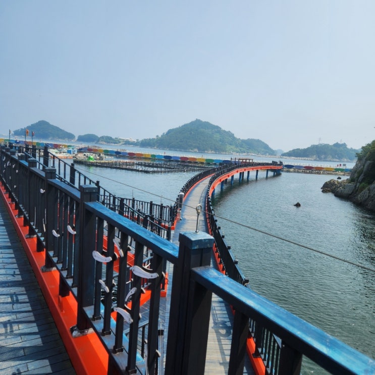  남해여행 미조항 가볼만한곳  해상산책로