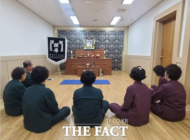 홍성군 무연고 사망자 장례 서비스 전국서 '주목' 홍성군 무연고 사망자 장례 서비스 전국서 '주목'