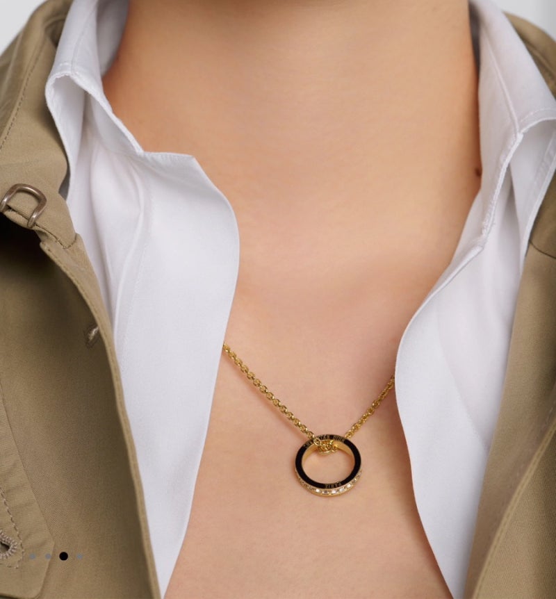 [쥬얼리/디올/Dior Night Code 목걸이]캐쥬얼, 정장 모두 어울리는 디올 나이트 코드 목걸이. 파워....