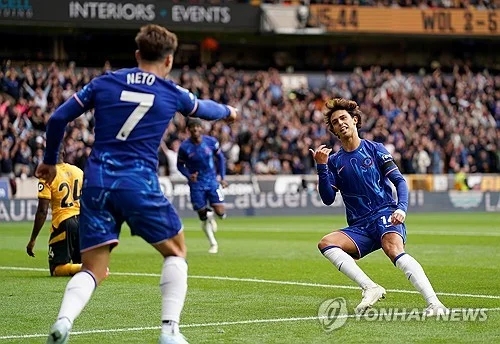 <b>황희찬</b> <b>침묵</b>, <b>울버햄튼</b> 홈에서 첼시에 2-6 대패…매너에서도 완패