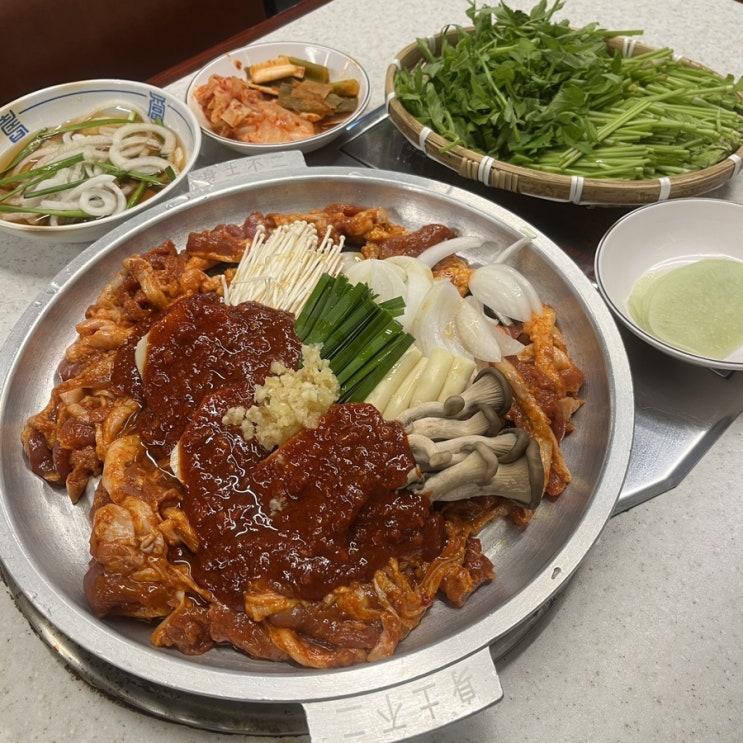  강남역 점심 추천 오리고기 맛집 미나리밭오리사냥