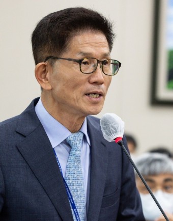 <b>김문수 고용노동부 장관</b> 후보자 논란 발언들