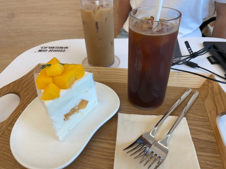  화성 병점역 델리스미 카페 망고케이크 맛있는 집