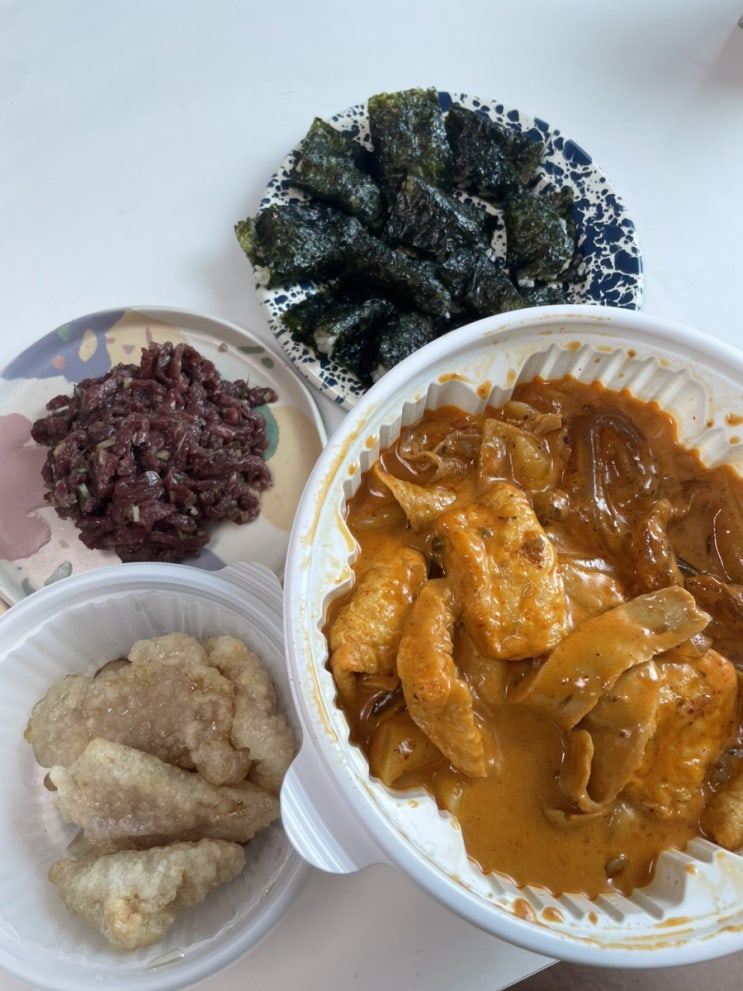 [일상] 주말일상글이라 부르고 마라로제엽떡 영업글️