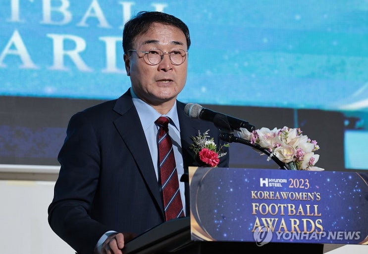 <b>축구협회</b> 전부 물갈이가 필요한 이유, 정몽규 홍명보 <b>최영일</b>... 