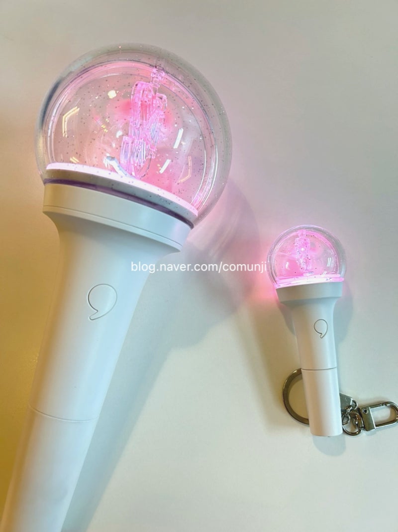 IVE Concert MD Photocards + IVE Light Keyring