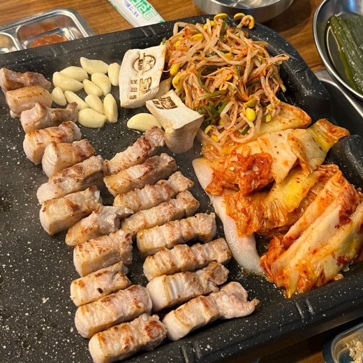  마곡나루역 맛집 | 마곡동 삼겹살 회식 추천 도니랑김치생삼겹