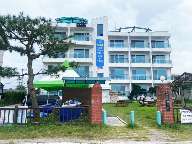  고성: <송파농협 가족쉼터> 초도 해수욕장 바다 바로 옆 조용한 펜션 방문 후기