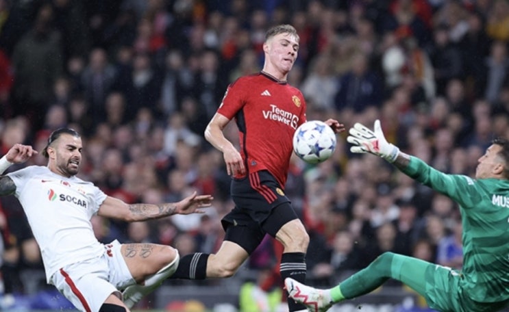UCL 2024-25 UEFA 챔피언스리그 최종예선 플레이오프 2차전 갈라타사라이 영보이스 스파프라(스파르타프라하) 말뫼FF UCL 2024-25 UEFA 챔피언스리그 최종예선 플레이오프 2차전 갈라타사라이 영보이스 스파프라(스파르타프라하) 말뫼FF
